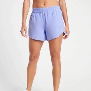 Athleta Hustle 4.5” Short Size S